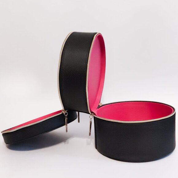 Lancôme Paris Makeup Train Case – Black & Fuchsia – Mirror – 2 compartments - Picture 2 of 11